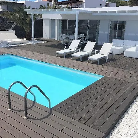 Feriehus Playa Blanca Sleeps 6 Pool Air Con Wifi *