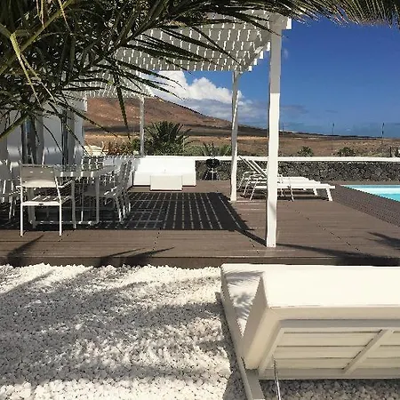 Dom wakacyjny Playa Blanca Sleeps 6 Pool Air Con Wifi Playa Blanca (Lanzarote)